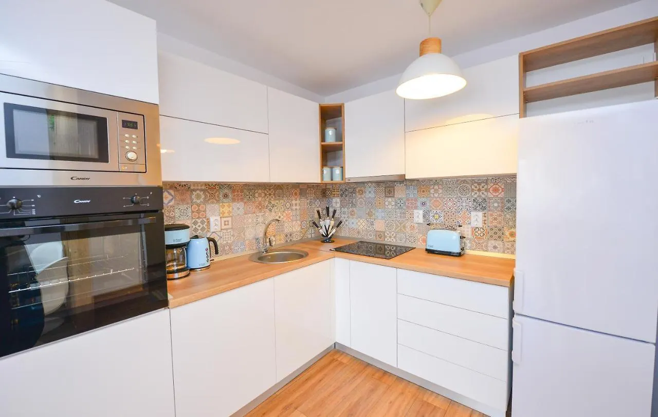 One By One - By Grand Accommodation Bucarest 0*,