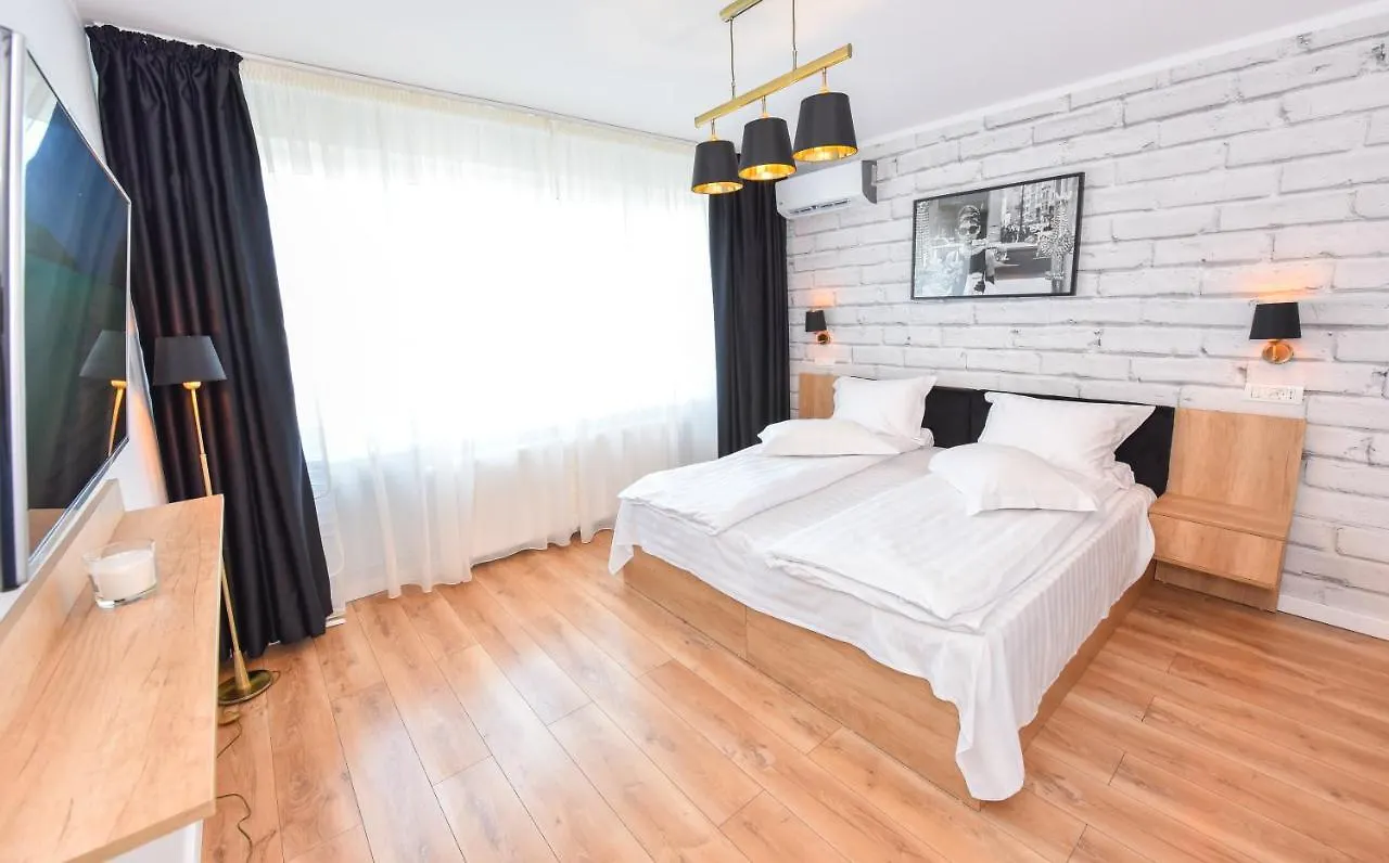 One By One - By Grand Accommodation Βουκουρέστι Διαμέρισμα