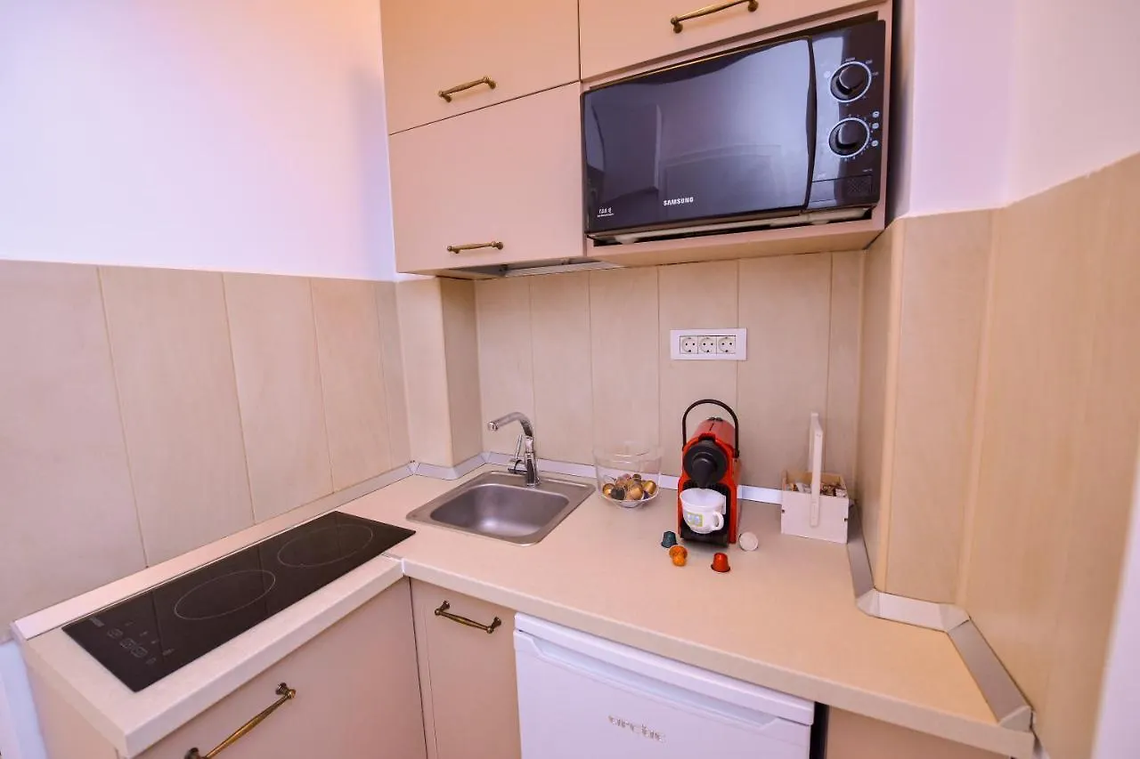 One By One - By Grand Accommodation Βουκουρέστι 0*,  Ρουμανία
