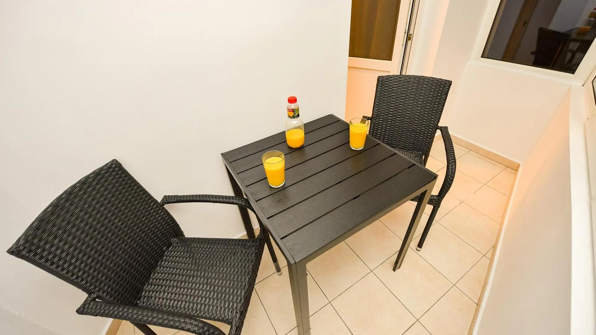 One By One - By Grand Accommodation Βουκουρέστι Ρουμανία