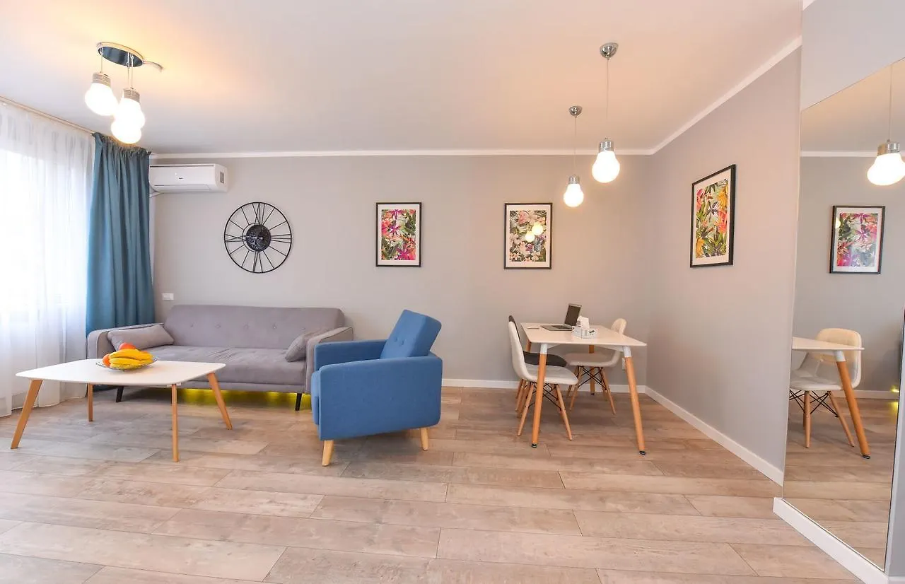 One By One - By Grand Accommodation Βουκουρέστι 0*,